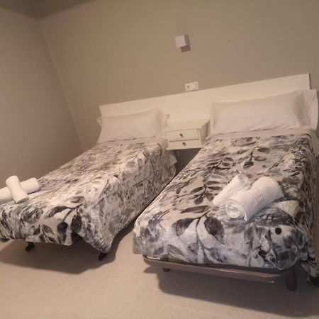 Hostal Conde De Lemos Понферрада Екстер'єр фото