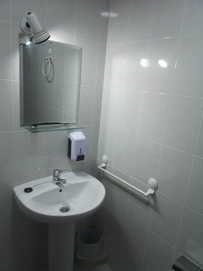 Hostal Conde De Lemos Понферрада Екстер'єр фото