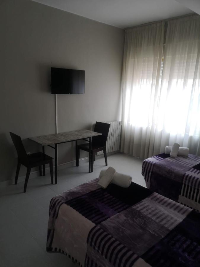 Hostal Conde De Lemos Понферрада Екстер'єр фото